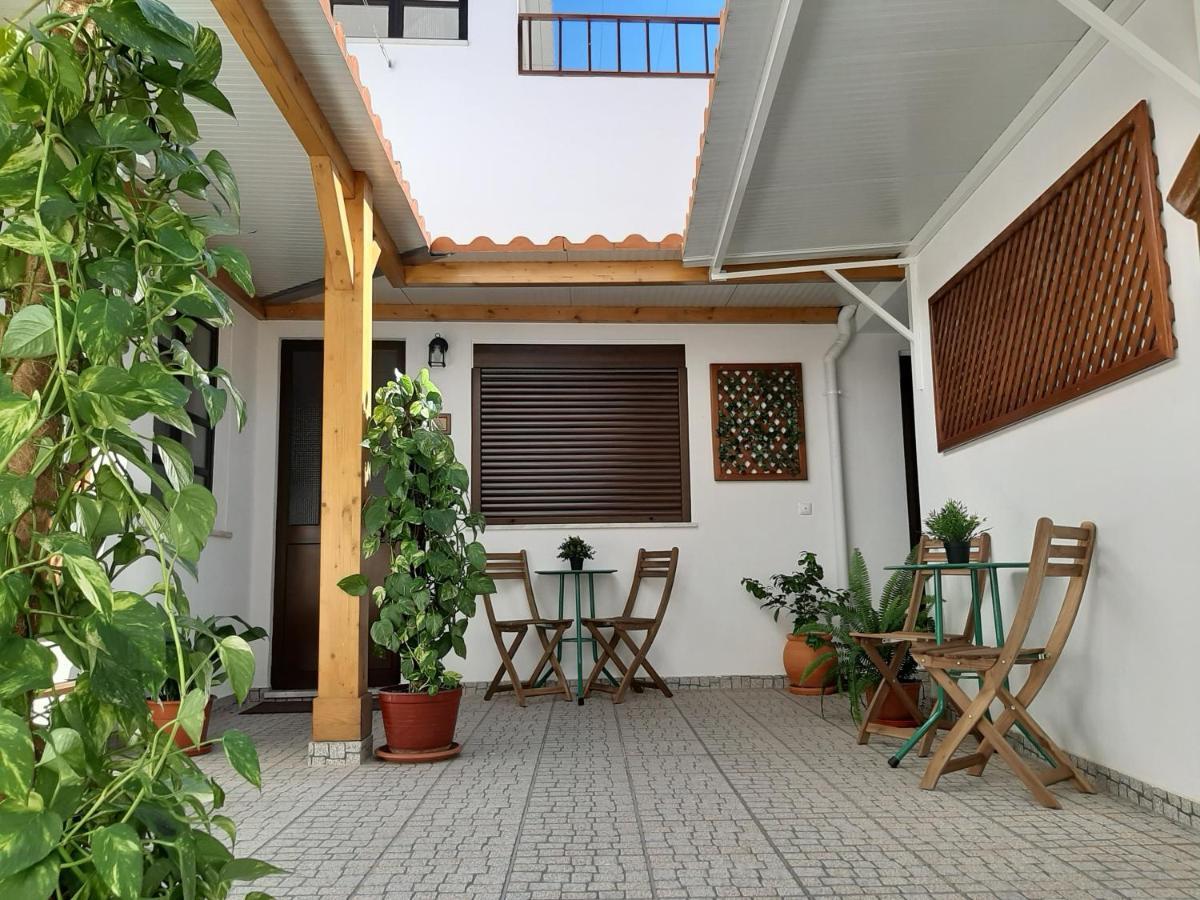شقة Santiago do Cacém  في Alojamento Ferreira - Apartamento A المظهر الخارجي الصورة